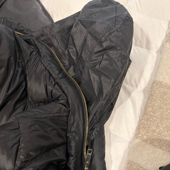 Chevron-quilted Down-filled Coat - Picture 10 of 11